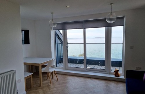Penmaenmawr Apartment | 13 Cambrian Court