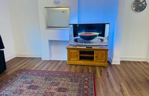 Brent Villa | 135 Watford road 3 bedroom villa