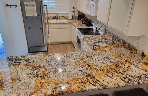 Downtown Condo | 138 Pismo Shores: 2 BR, 2.5 BA Condominium in Pismo Beach, Sleeps 6
