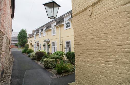 Ludwel Apartment | 138a Old Star & Garter
