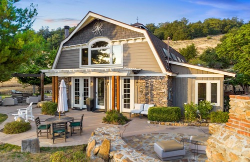 Julian House | 14-acre Rustic Luxury in Historic Julian