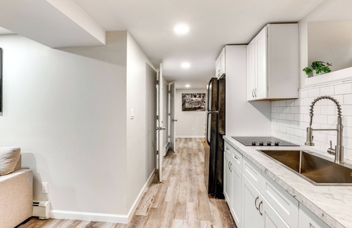 Pelham Apartment | 14 Mi to Central Park: Chic Mt Vernon Retreat