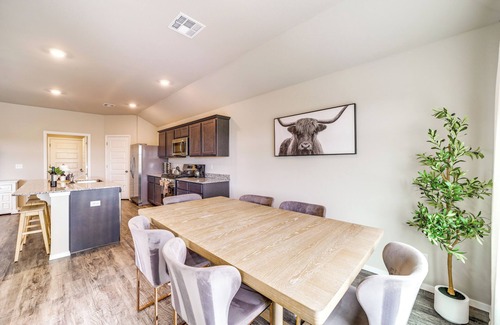 Broken Arrow House | 14 Mi to Tulsa: Home w/Patio in Broken Arrow