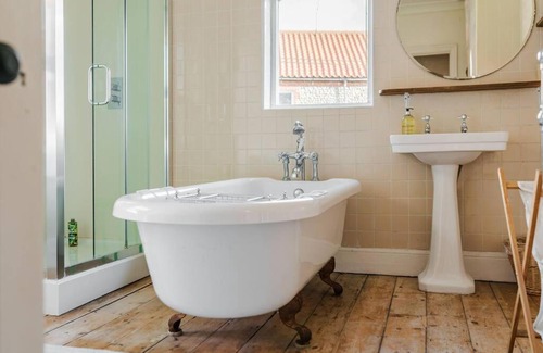 Sheringham House | 14 Morris Street