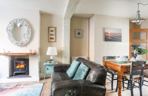 Beaumaris House | 14 Rose Hill