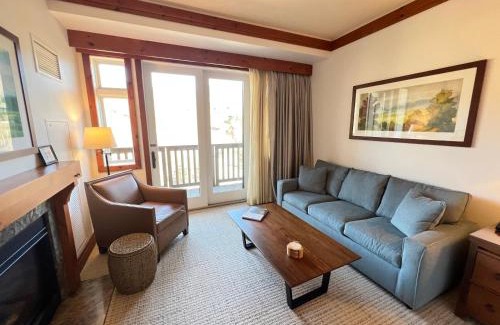 Stowe Area Resort | 1434 Lodge at Spruce Peak Ski in Ski out Studio Expansive Views By Stowe Mountain Rentals