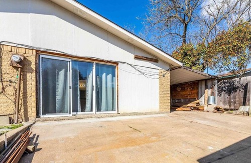 Plano House | 1436 Cross Bend Road Plano TX · Spacious Plano 4 Bedroom! Close to Golf & Nature!