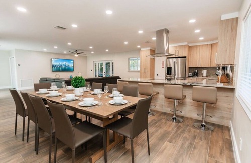 Dania Beach Villa | 144 SE 3rd Ave Dania Beach FL