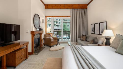 Stowe Area Resort | 145 Lodge At Spruce Peak Ski In Ski In Ski Out King Studio By Stowe Mountain Rentals
