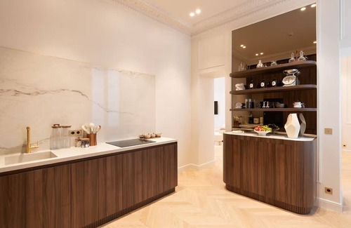 Paris City Center Apartment | 145 m² of Designer Air-Conditioned Luxury-Luxury Home in the Louvre Quartier