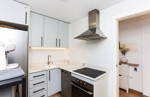 Molinell Apartment | 148 Paseo Al Mar A-3