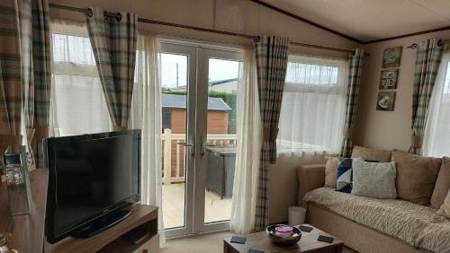 Brean Apartment | 149 Holiday Resort Unity 6 berth Passes optional No pets