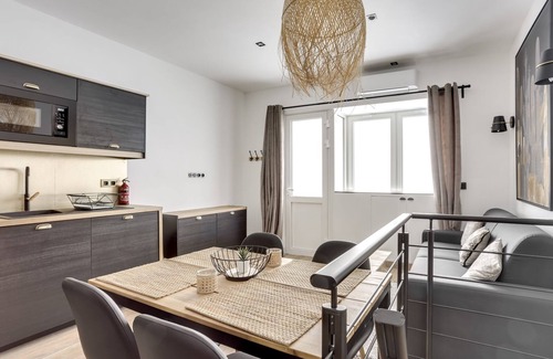 12th Arrondissement Apartment | 149 Suite Christophe - Superb apartment in Paris