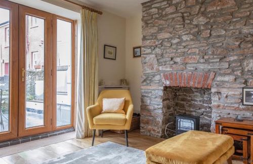 Salcombe House | 14a Courtenay Street