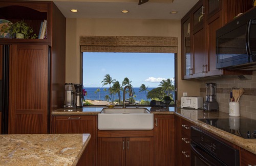 Wailea Condo | 14D Panoramic ocean view, beautiful sunset every night. Best in Ekahi!