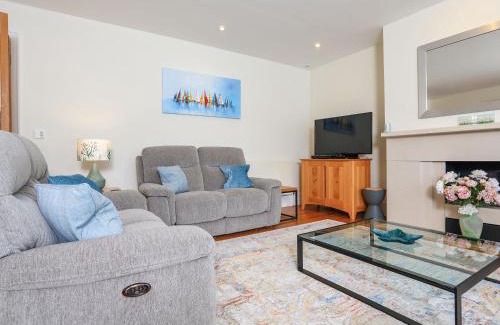 Dartmouth Apartment | 15 Dart Marina
