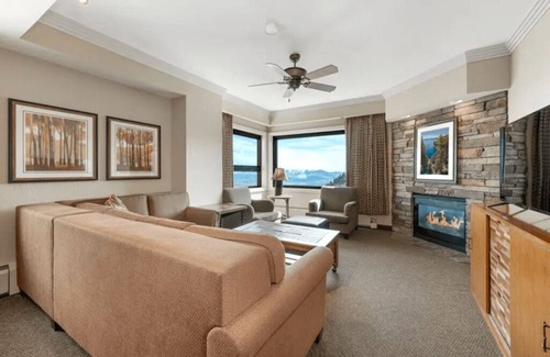 Tahoe Village Apartment | 15 hot Tubs + Pool! Private Gondola! Free Parking