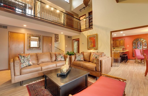 Southaven House | 15 Mi to University of Memphis: Getaway w/Games