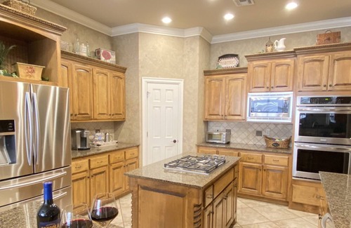 Tulsa House | 15 Min To PGA, Family Friendly Neighborhood