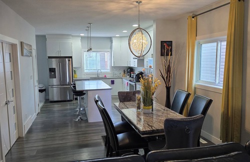 Northeast Edmonton House | 15 minutes of Downtown, proximity to popular attractions or events,