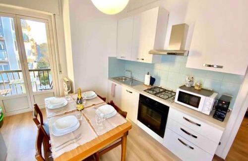 Dergano Apartment | [15 Minuti dal Duomo] + 8 posti letto