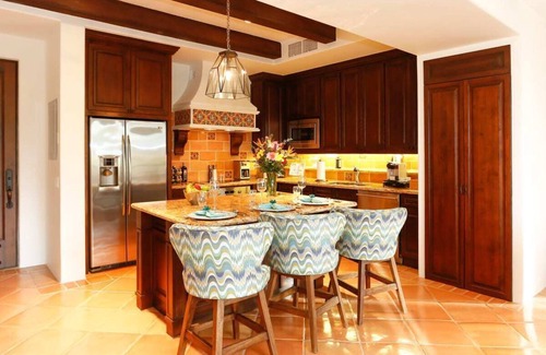 El Medano Ejidal Apartment | ¡15% OFF! Luxury Condo at Exclusive Beachfront Hacienda Resort, 5-star Service