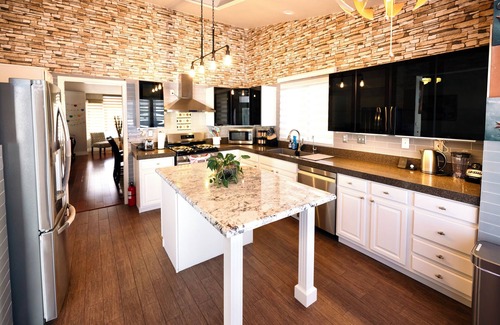 Spring Valley House | 15% Off Weekly Stay High Quality 4 Bedrooms Single Story House Pool