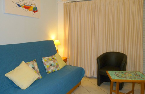 Six-Fours-les-Plages Apartment | 150 M from the beach studio in SIX FOURS LES PLAGES