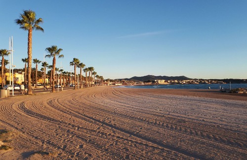 Six-Fours-les-Plages Apartment | 150 M from the beach studio in SIX FOURS LES PLAGES