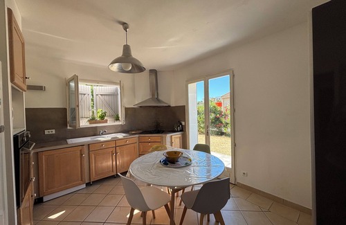 Bessan Villa | 150 m2 VILLA with 1000 m2 garden and swimming pool