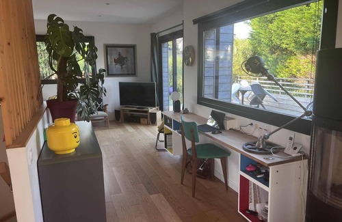 Landunvez House | 150 m² wooden family house with 3 terraces, close to the sea and surf spots!