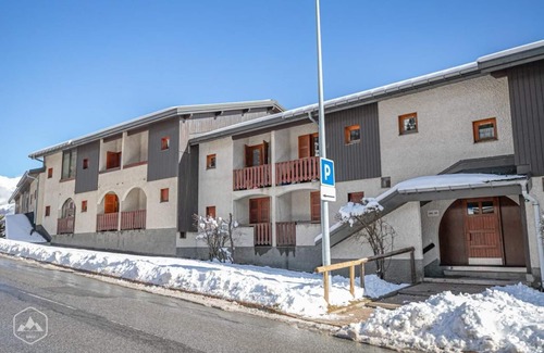 Aussois Apartment | 150m from ski slopes, Ground floor, balcony, tv, ski locker, 21m², Aussois