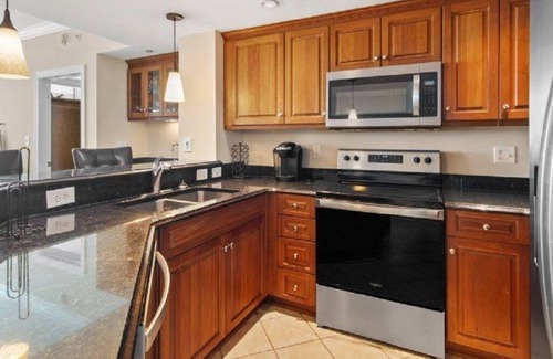 Ocean Drive Condo | 1511 Mar Vista Grande - Oceanfront 3 BR 3 BA n5 Beds - Sleeps 10