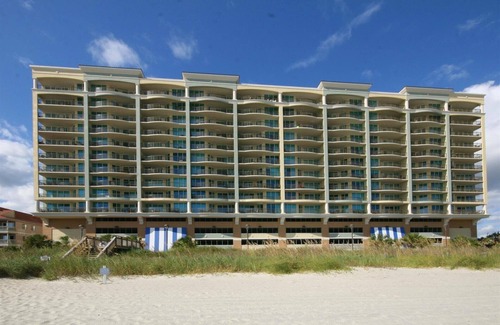 Ocean Drive Condo | 1511 Mar Vista Grande - Oceanfront 3 BR 3 BA n5 Beds - Sleeps 10