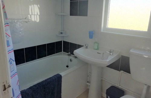 Great Yarmouth Ski Chalet | 155 Sunbeach Holiday village California nr Gt Yarmouth