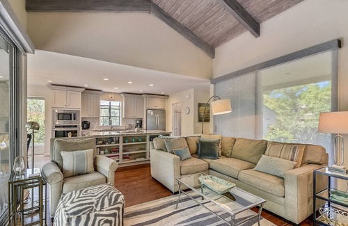 South Beach Villa | 1581 Lagoon Villa ~ Beautiful Coastal Getaway in South Beach Marina Area!
