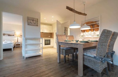 St. Peter-Ording Apartment | 159-360 (room category) - Haus Gartenweg 3