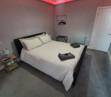 Newark Apartment | 159 Smart Apartments