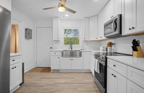 Charlotte House | 15min to Downtown & UNC - BBQ, Outdoor Games & Dining