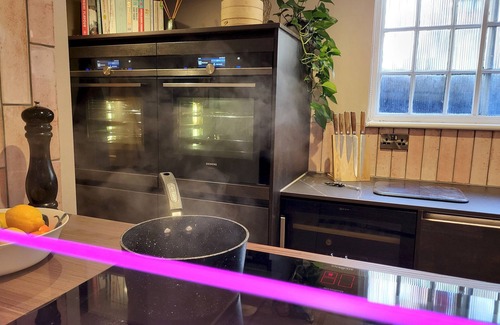 York House | 16 Castlegate, YORK - Four Bedroom House, Sleeps 8