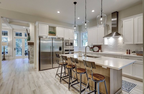 Heritage Woods House | 16 East Garrision - An Elegant Sea Pines Retreat with Southern Charm!