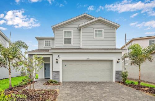 Davenport House | 1681KL Weekly Stay 6Br Fireworks View