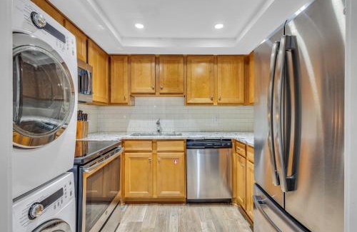 South Beach Villa | 1691 Bluff Villa