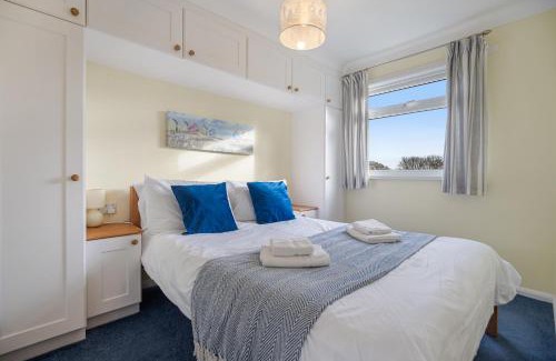 Dartmouth Ski Chalet | 17 Norton Park