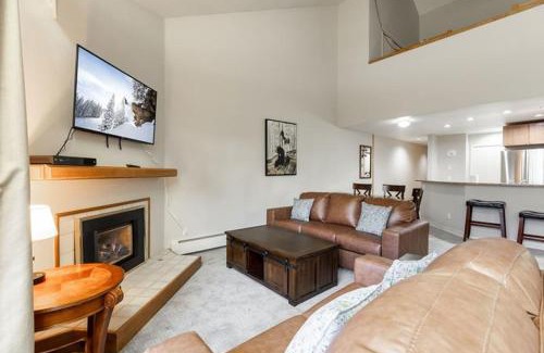 Vail Apartment | 17 Vail Road condo