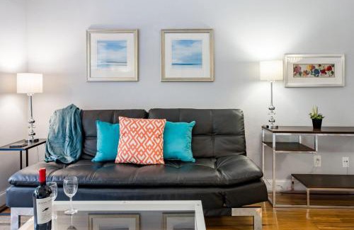 North Side Apartment | 1700 Nueces Street
