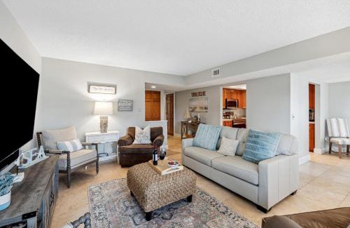 South Beach House | 1732 Bluff Villa
