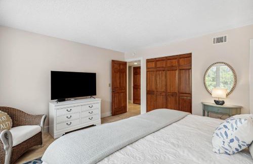 South Beach House | 1732 Bluff Villa