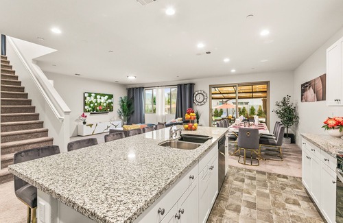 Coachella House | 175 Poker Table-Pool/Spa-BBQ-Games!