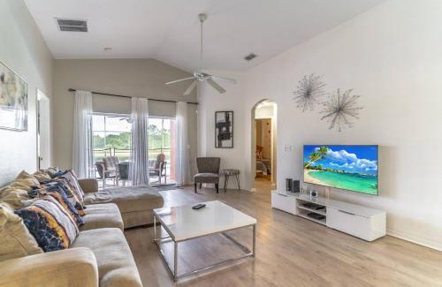 Silver Creek House | 17637 Silver Creek